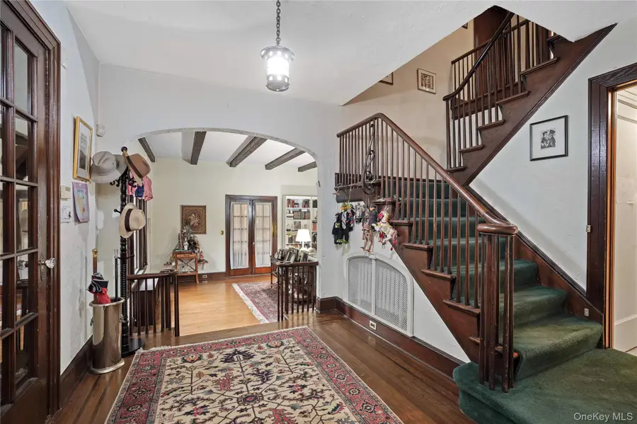 8 Ritchey Place, White Plains, NY 10605 - #2