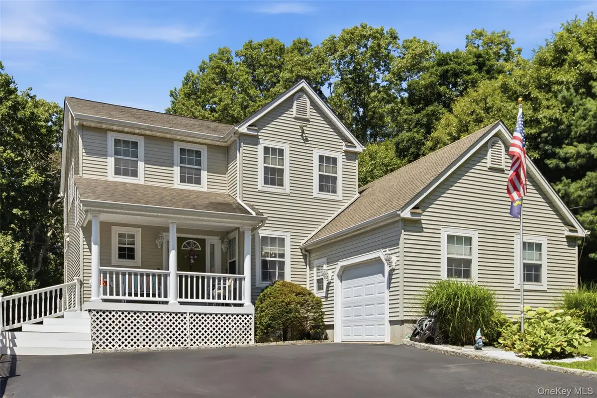 104 Lincoln Boulevard, Hauppauge, NY 11788 - #1