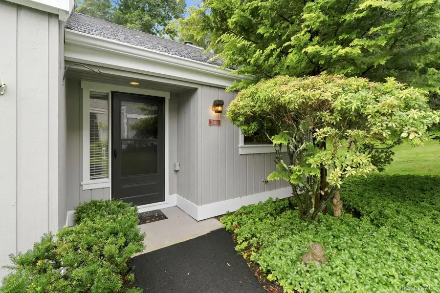 241 Heritage Hills #D, Somers, NY 10589 - #2