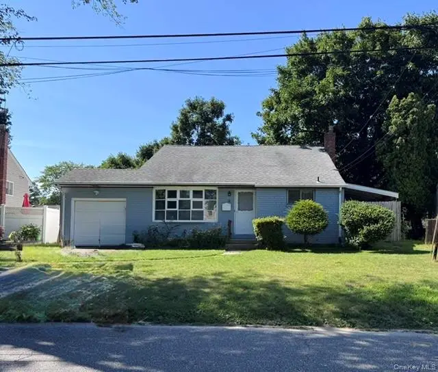 11 Foley Place, Huntington Station, NY 11746 - #1
