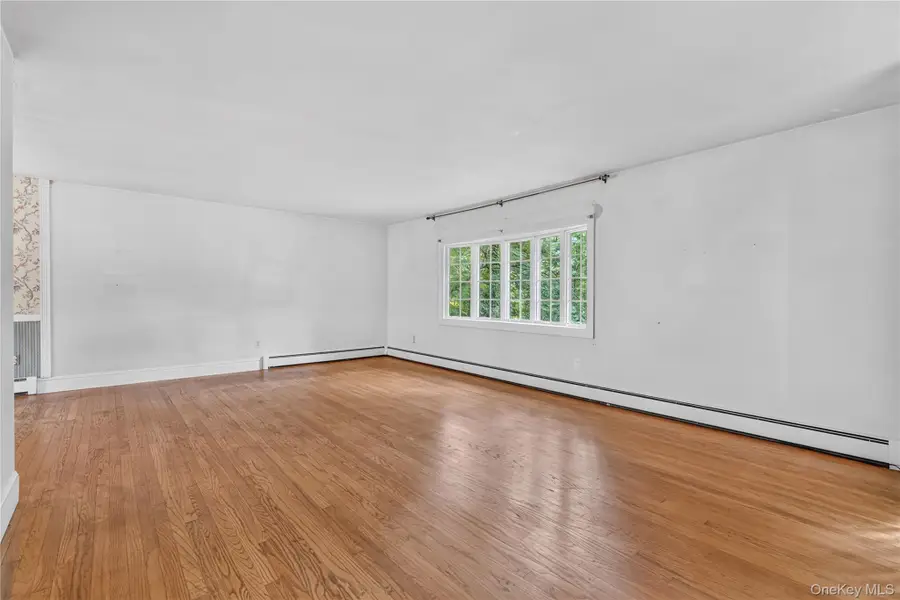 8 Peter Avenue, Newburgh, NY 12550 - #3