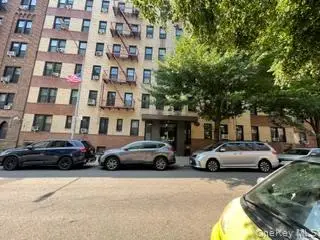 4142 50th Street #5d, Woodside, NY 11377