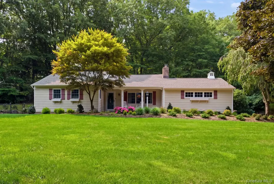 3 Valleyview Drive, Northport, NY 11768 - #2