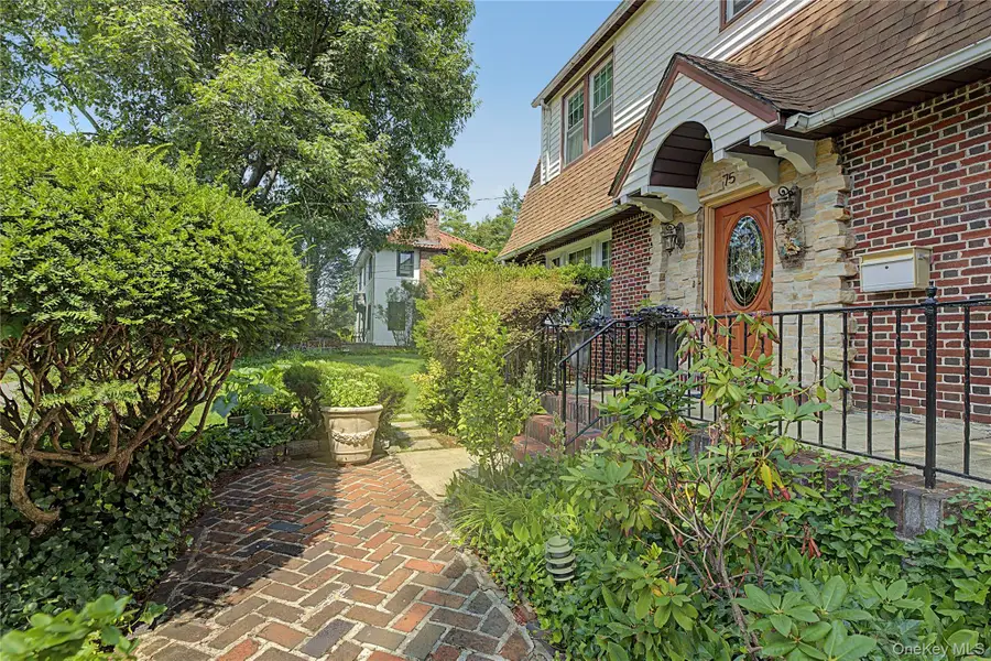 75 Sycamore Avenue, Mount Vernon, NY 10553 - #2