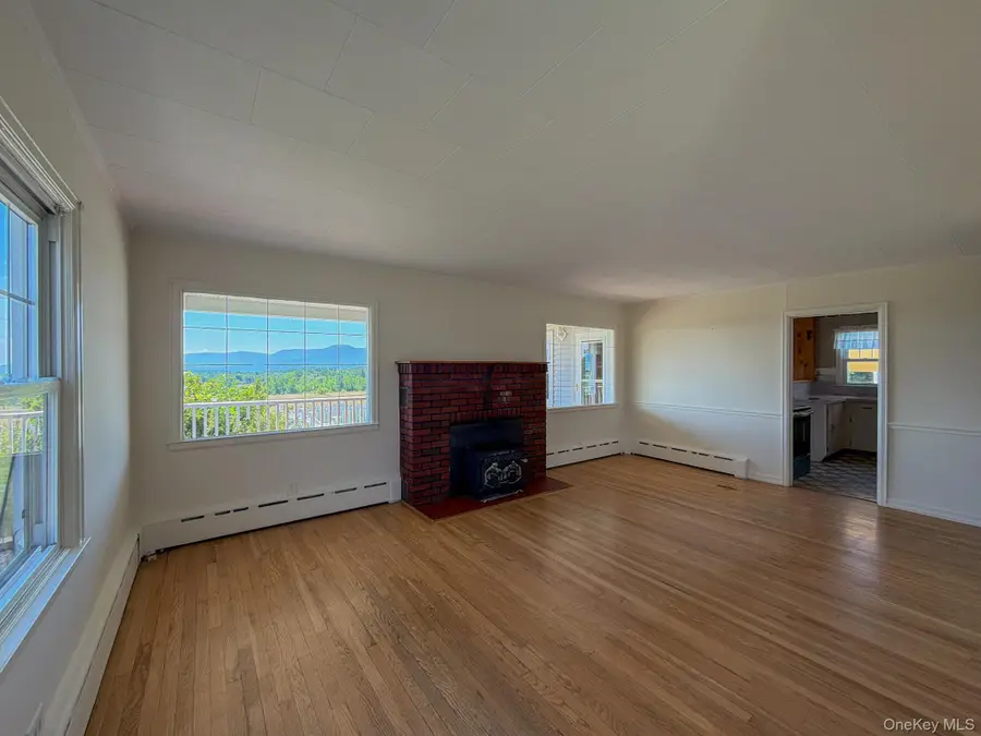 121 North, Greenville, NY 12083 - #2