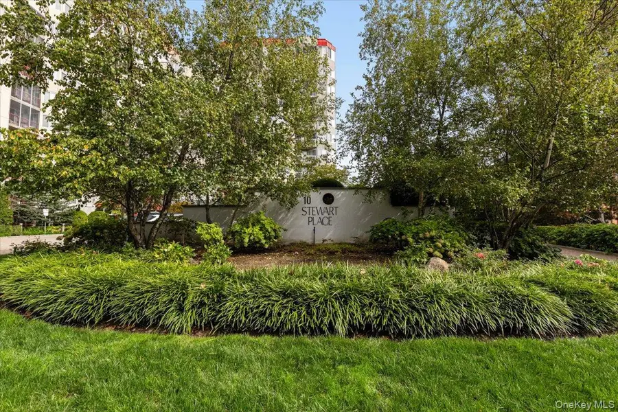 10 Stewart Place #7FW, White Plains, NY 10603 - #2
