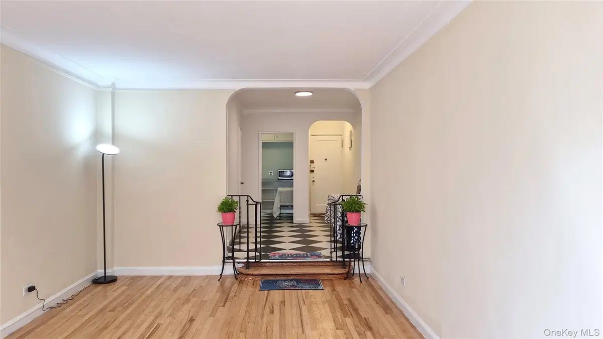 300 W 53rd Street #4K, Manhattan, NY 10019 - #1