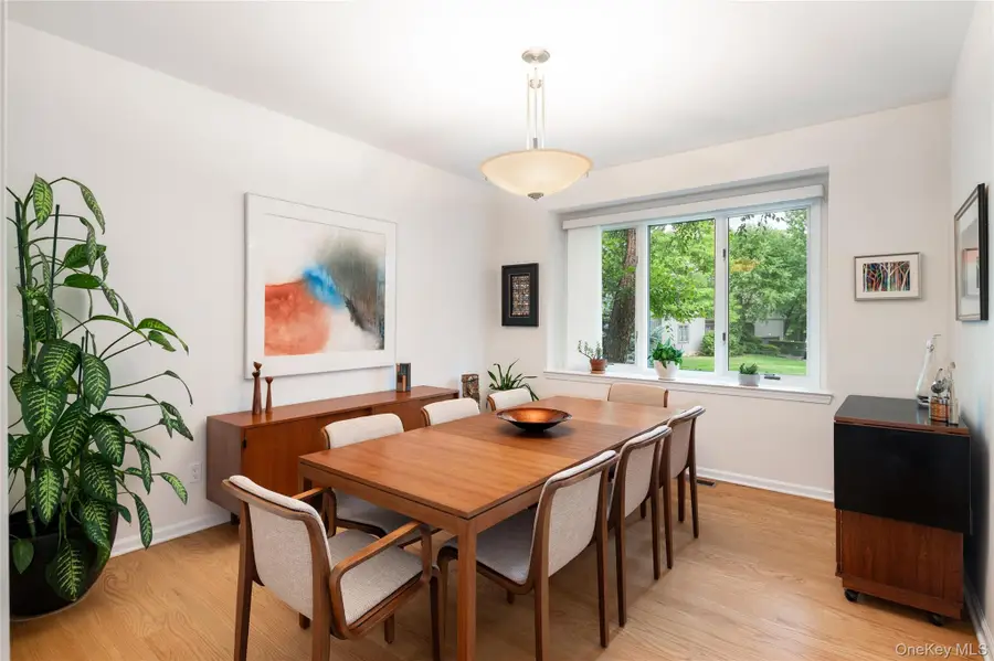 142 Woodbrook Road, White Plains, NY 10605 - #3