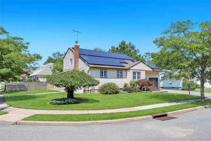 35 Jerold Street, Plainview, NY 11803 - #2
