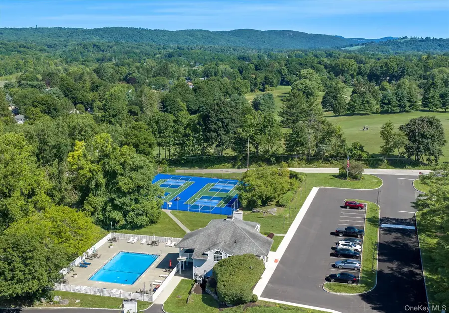 16 Evergreen Way, Pawling, NY 12564 - #2