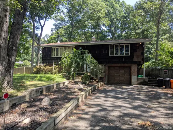 45 Deepdale Drive, Commack, NY 11725