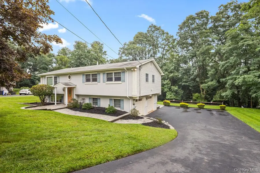 5 Newport Court, Suffern, NY 10901 - #2