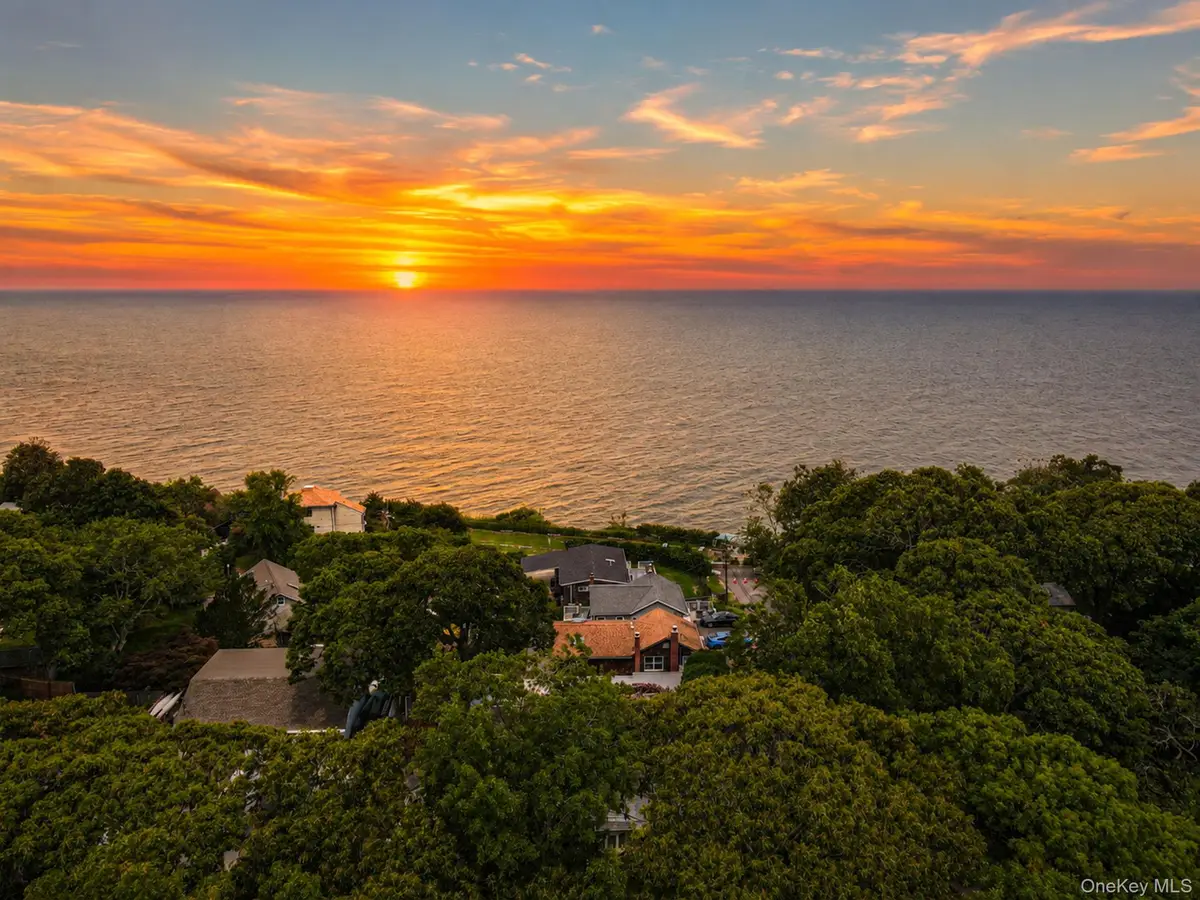 24 Thomas Road, Sound Beach, NY 11789 - #1