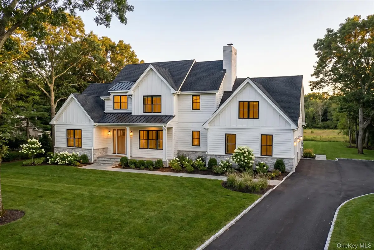 5 E Selleck Ridge, East Setauket, NY 11733 - #1