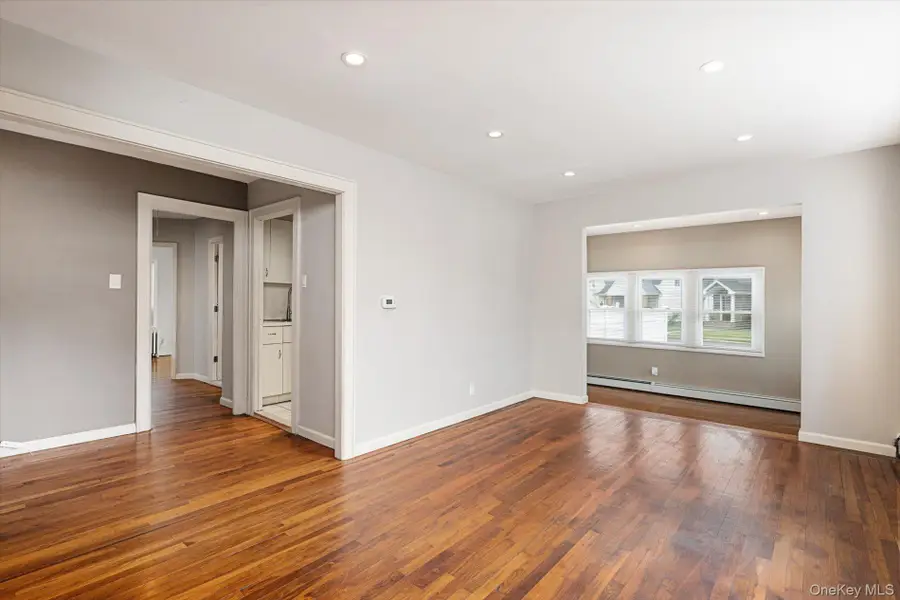 23 Rosebud Avenue, Merrick, NY 11566 - #2