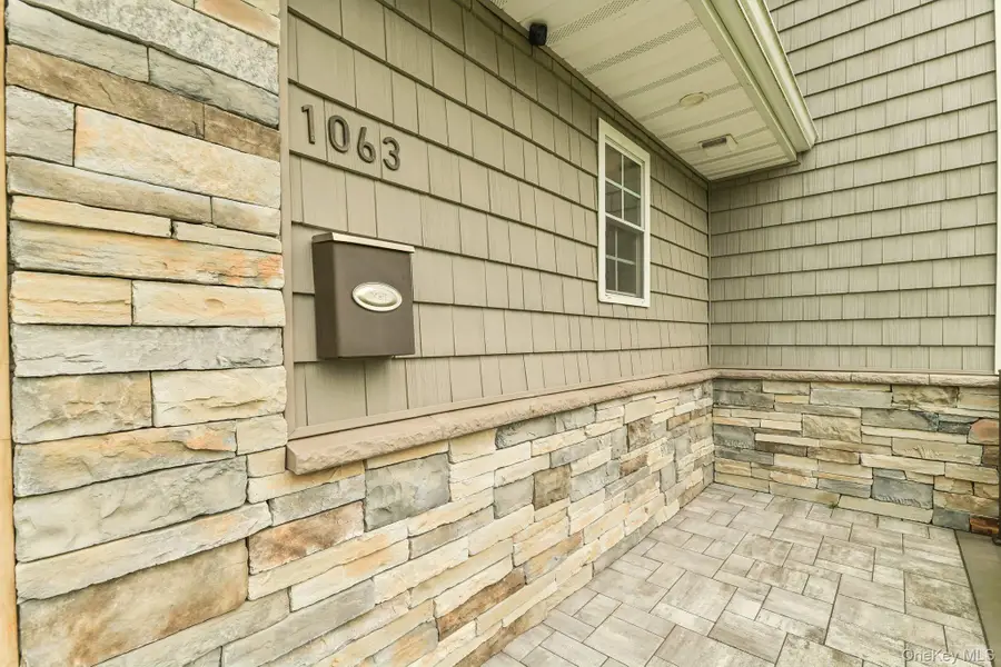1063 Barrie Avenue, Wantagh, NY 11793 - #3