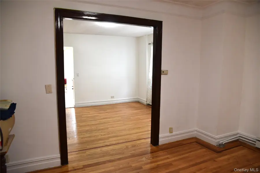 4126 Digney Avenue, Bronx, NY 10466 - #3