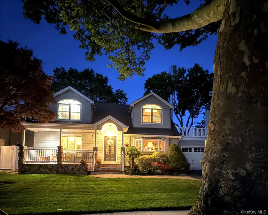 263 Charles Avenue, Massapequa Park, NY 11762 - #3