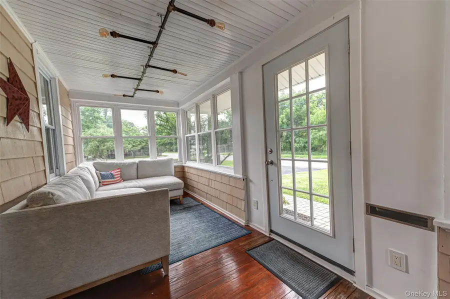 116 Railroad Avenue, Saint James, NY 11780 - #3