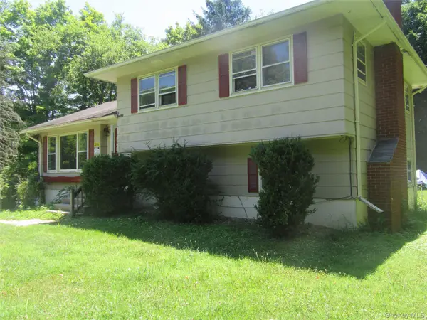 712 California Avenue, Middletown, NY 10940