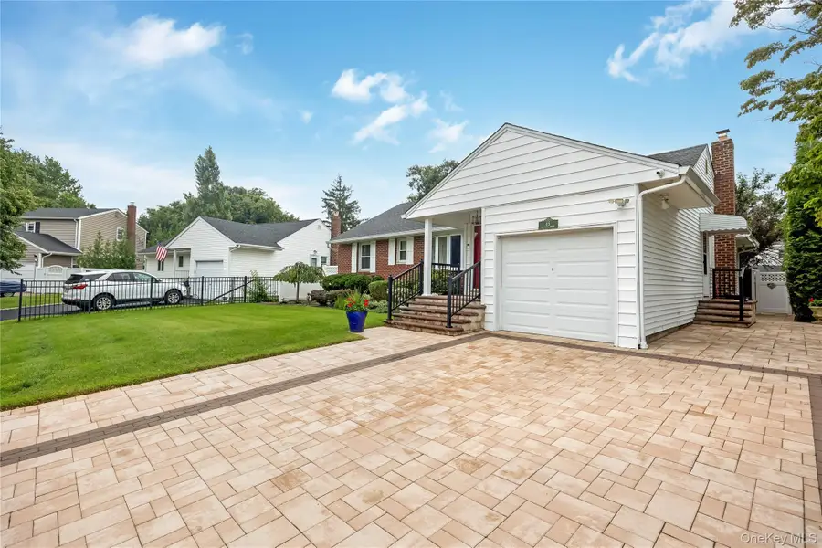 65 Colonial Drive, Farmingdale, NY 11735 - #3
