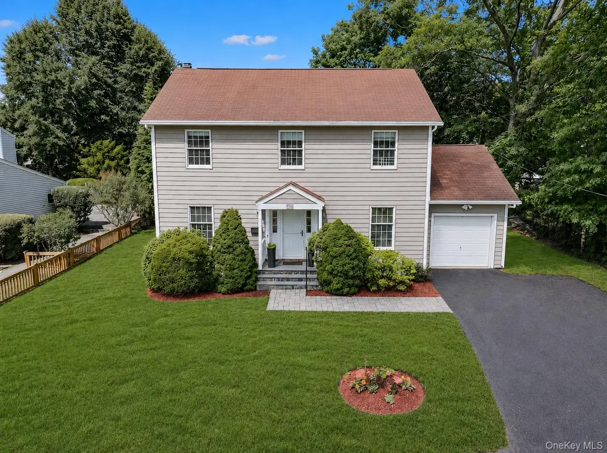 105 Huntley Drive, Ardsley, NY 10502 - #1