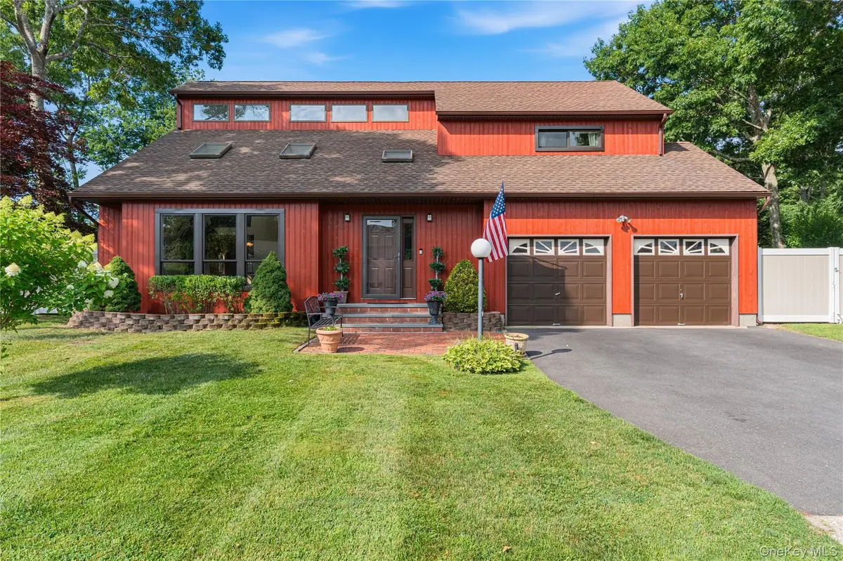 20 Debragga Avenue, East Moriches, NY 11940 - #1