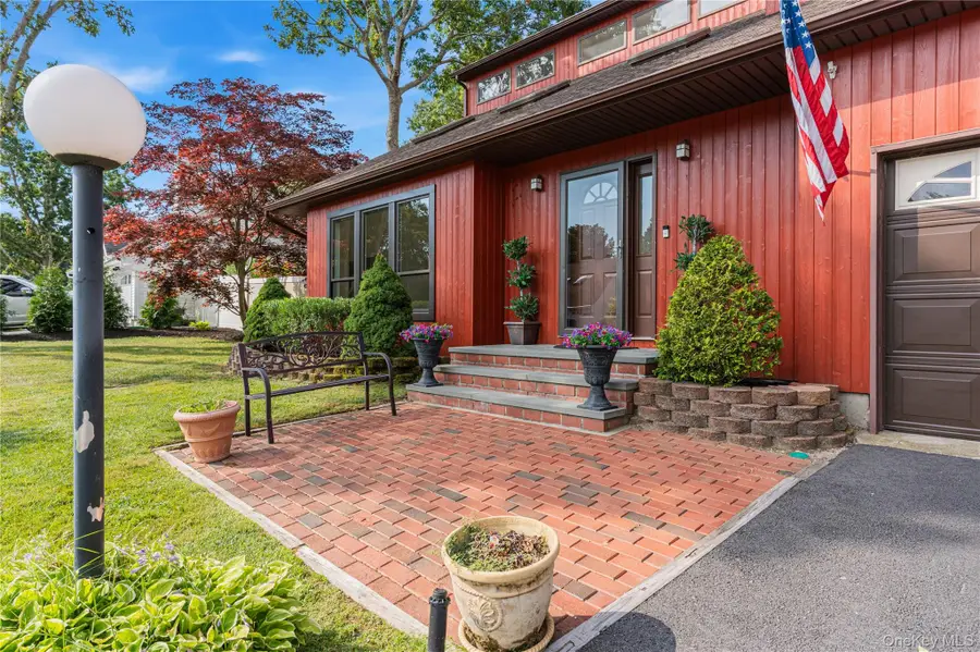 20 Debragga Avenue, East Moriches, NY 11940 - #3