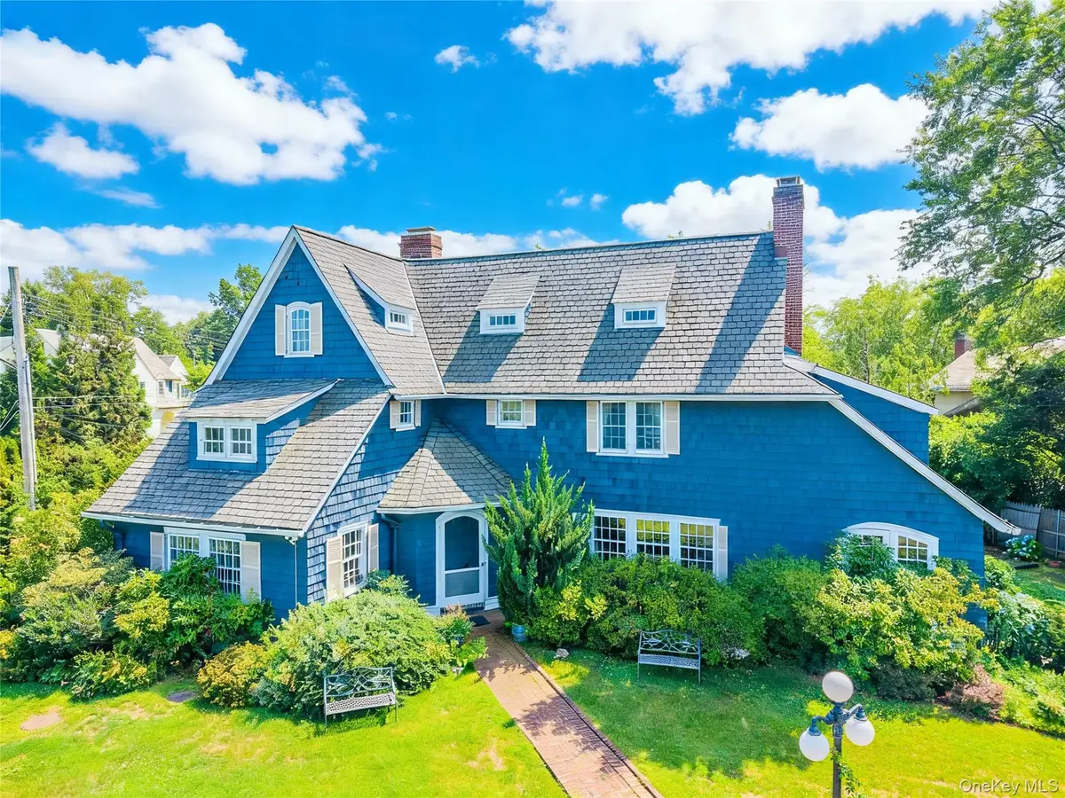1120 Shore Road, Little Neck, NY 11363 - #1