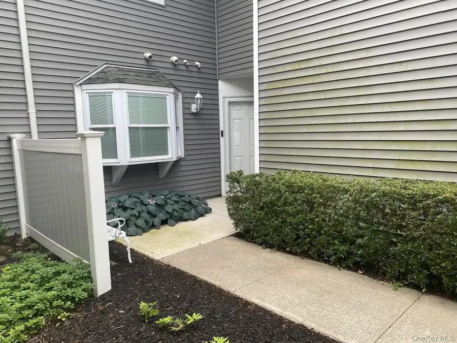 132 Captains Court, Moriches, NY 11955 - #2