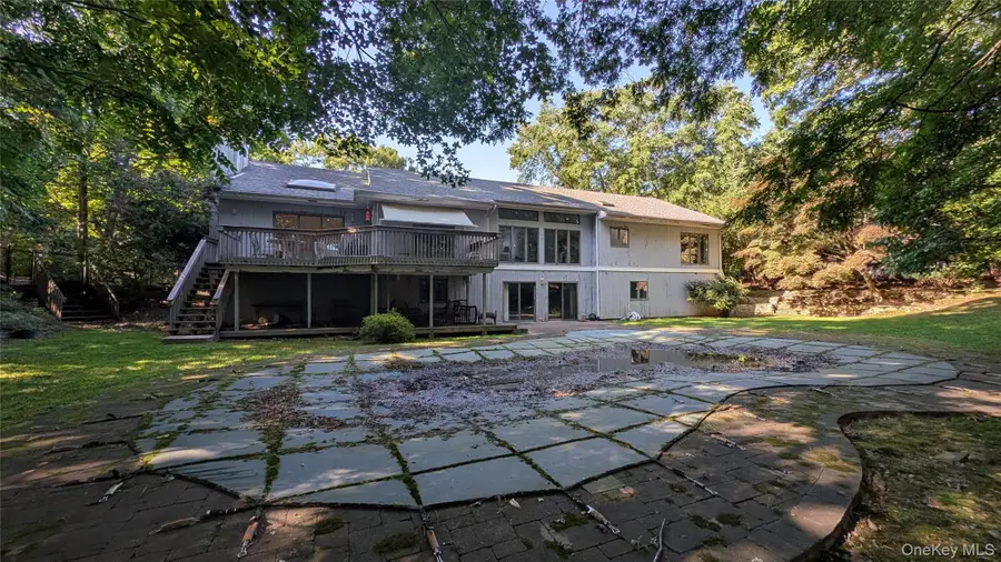 4 Oak Hills Drive, Rocky Point, NY 11778 - #2