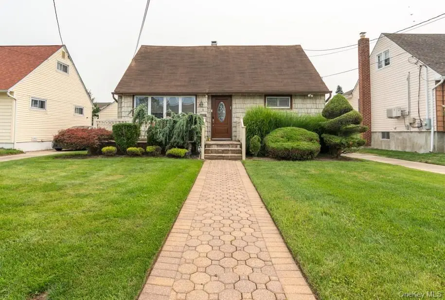 81 Montgomery Avenue, Oceanside, NY 11572 - #1