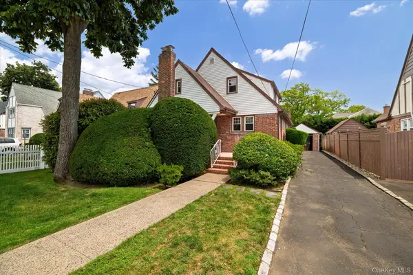1563 Kenneth Avenue, Baldwin, NY 11510