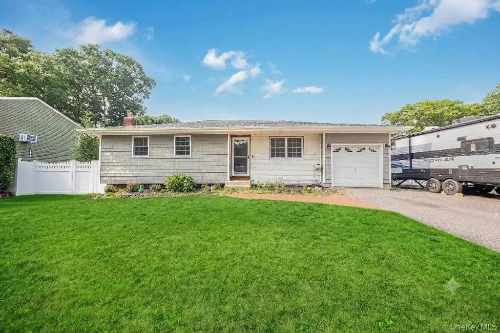 183 Cherokee Street, Ronkonkoma, NY 11779 - #1