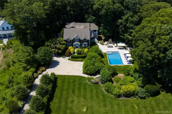 652 Noyack Path, Water Mill, NY 11976