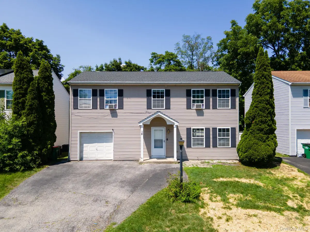 18 Mews Alley, Poughkeepsie, NY 12603 - #1