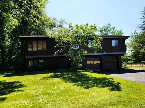 2 Mountain View Court, Pomona, NY 10970