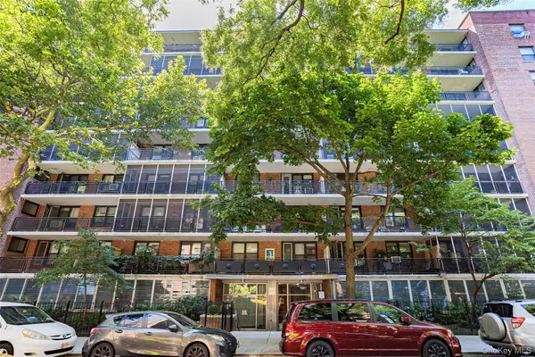 35-50 85 Street #7K, Jackson Heights, NY 11372