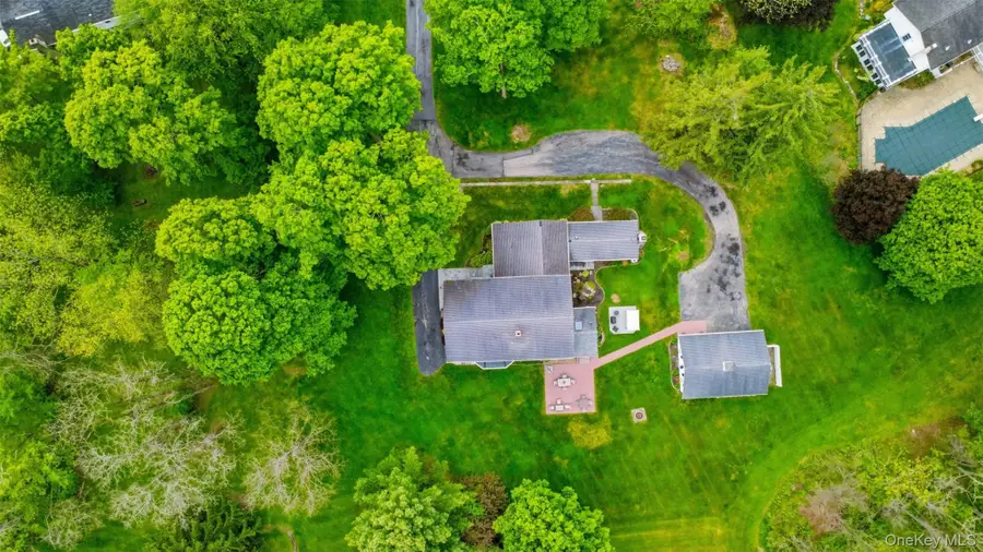6 Country Club Road, Hopewell Junction, NY 12533 - #3