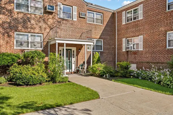 89-20 155th Avenue #20, Howard Beach, NY 11414