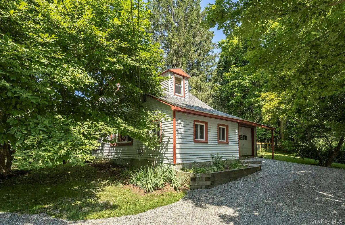 26 Hunns Lake Place, Stanfordville, NY 12581 - #1