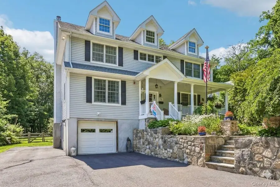19 Navajo Trail, Sloatsburg, NY 10974 - #2
