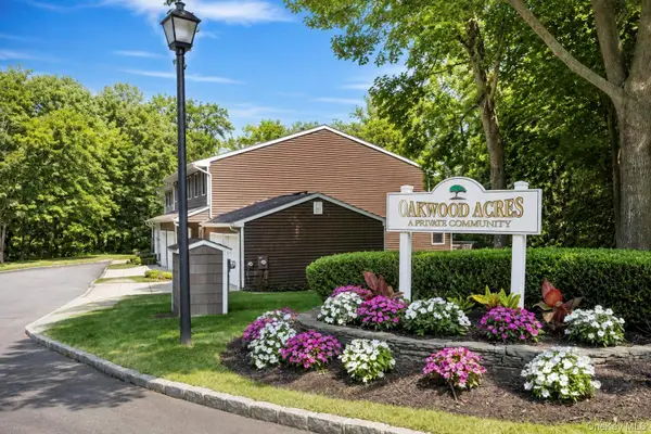 2 Pine Street, Huntington, NY 11743