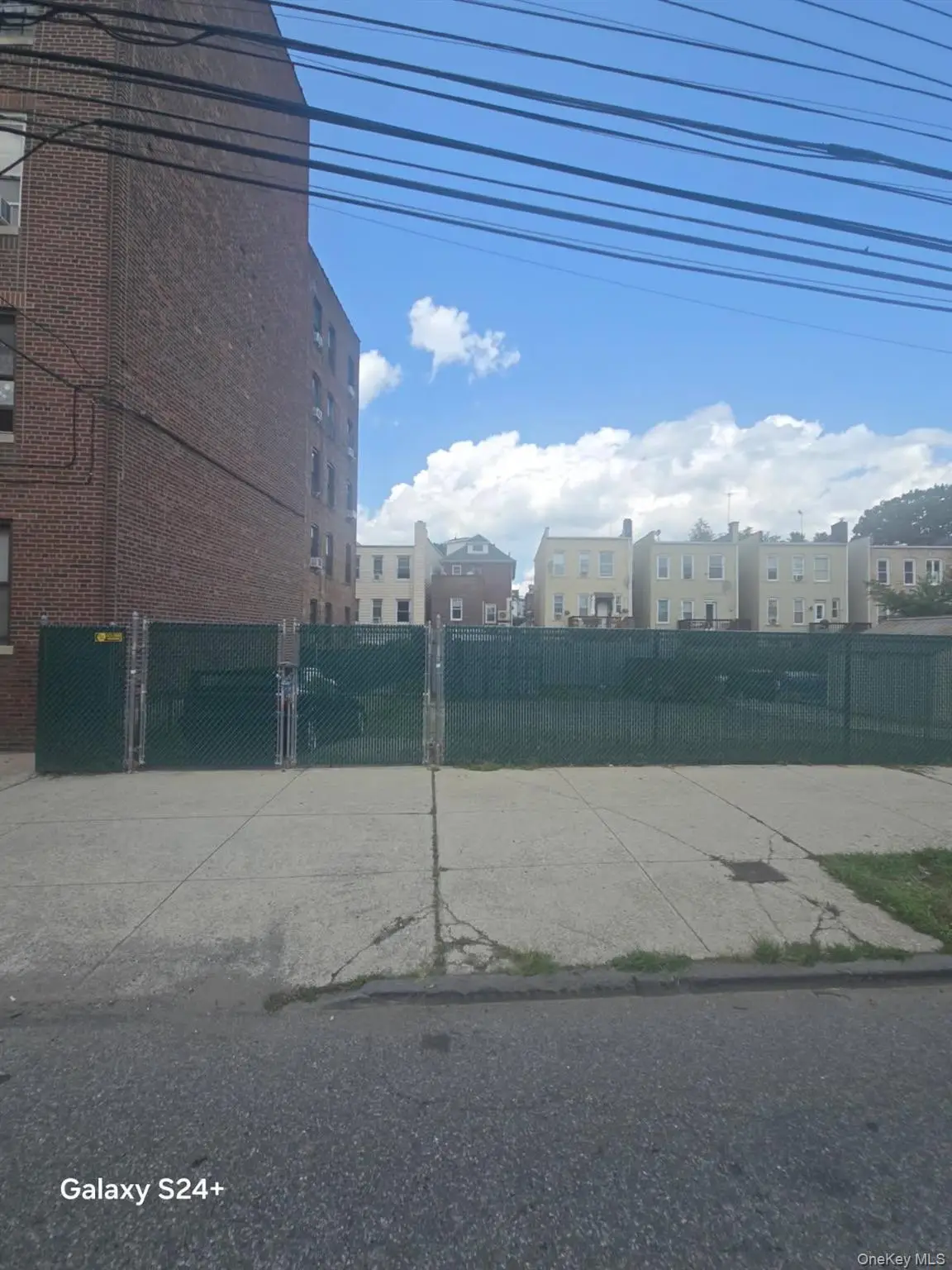 127 E 233rd Street, Bronx, NY 10470 - #1
