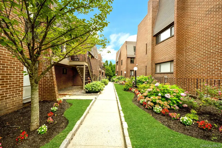 492 N Broadway #10, White Plains, NY 10603 - #3