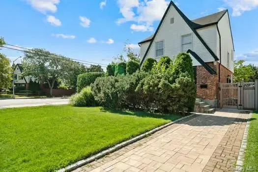 169-56 24 Avenue, Whitestone, NY 11357