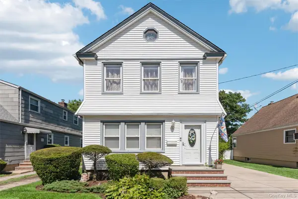 59 Sycamore Avenue, Floral Park, NY 11001