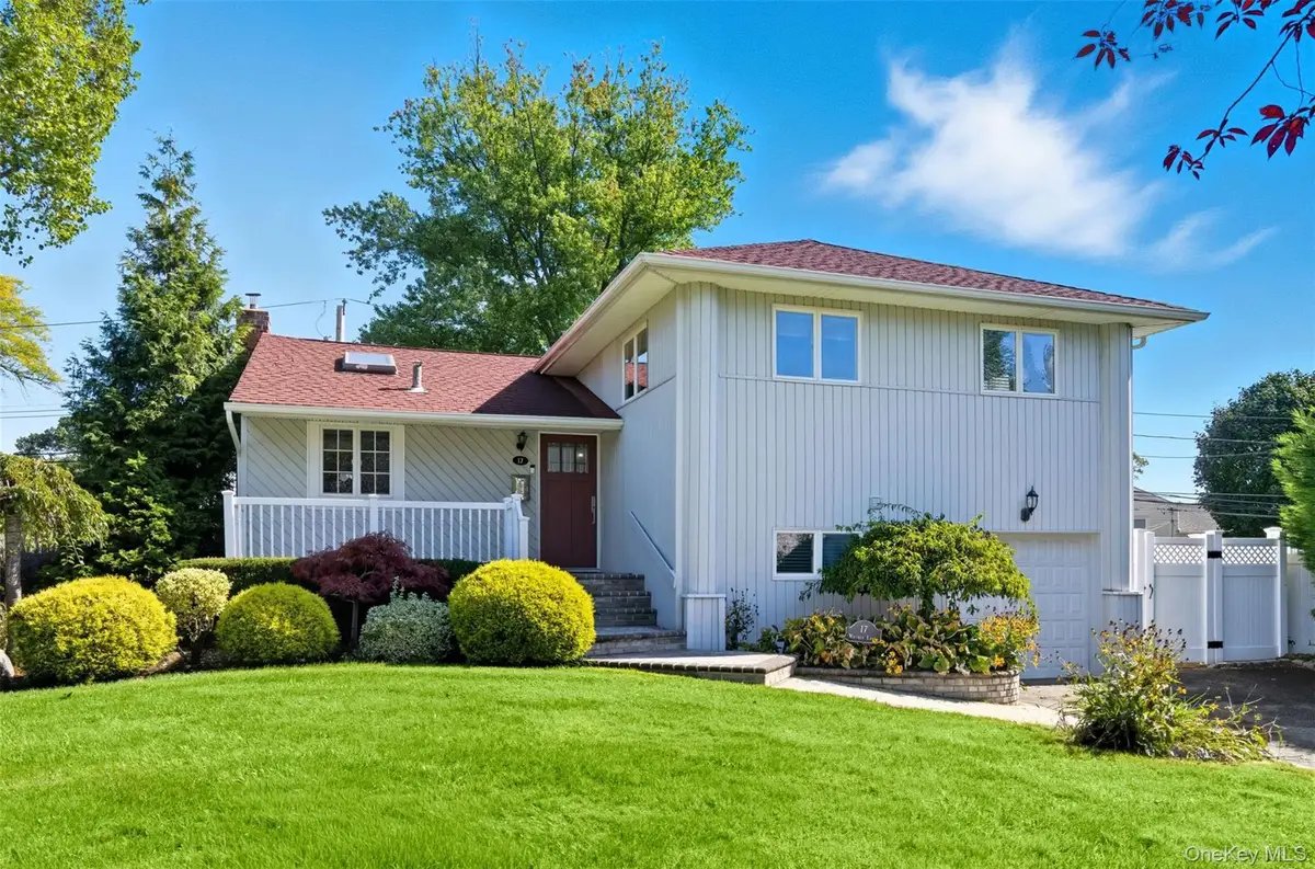 17 Willben Lane, Plainview, NY 11803 - #1