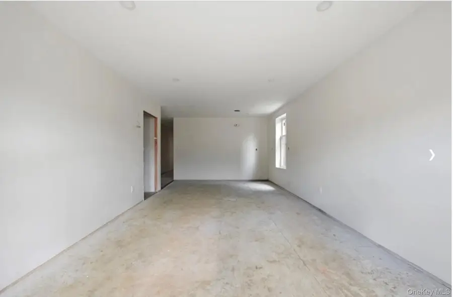 955 E 229th Street, Bronx, NY 10466 - #3