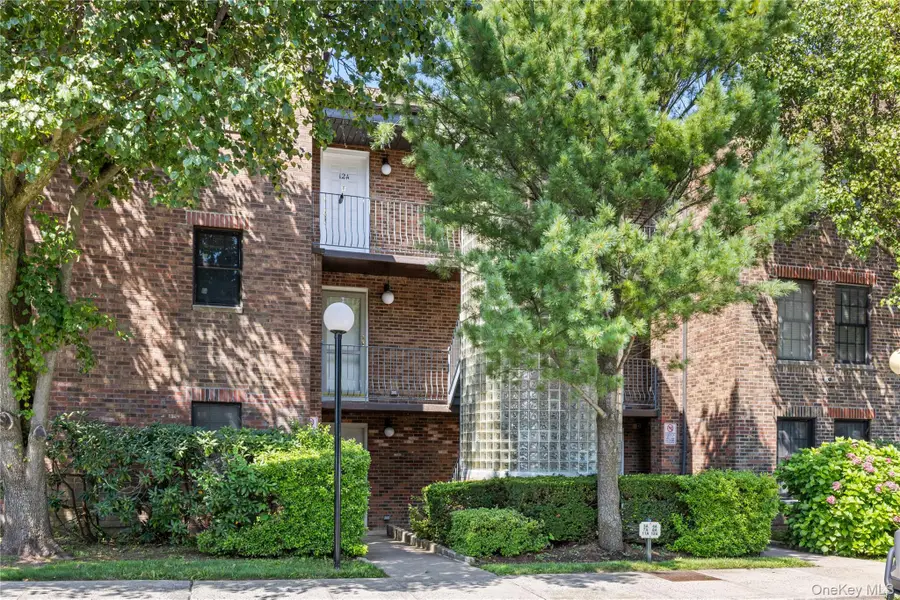 180 Davis Avenue #12A, Bronx, NY 10465 - #2